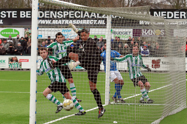 SC Genemuiden - SVV Scheveningen (Foto Helmich Lubberts).